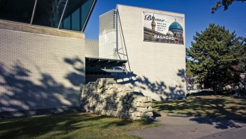 Public Critique with Reid Shier: object approaching short blue waves: UBC MFA Graduate exhibition